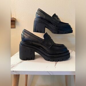 Freda Salvador’s Lug Platform Loafer, Size 37 (7), EUC